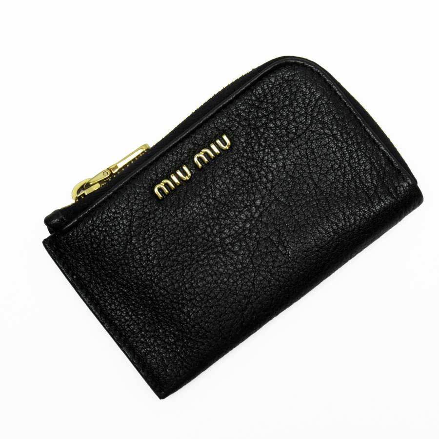 Miu Miu Leather Ring Key Case Black